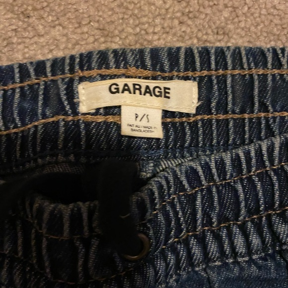 Garage jeans (size small) - Picture 2 of 2
